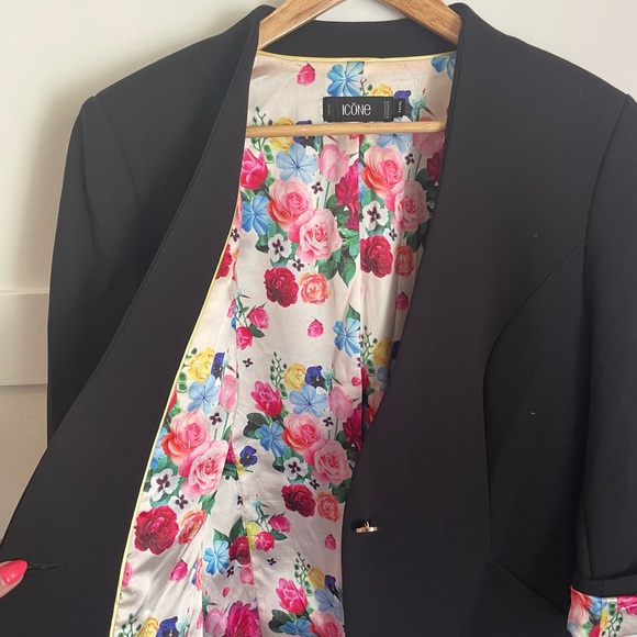 Simons ICŌNE Black & Floral Lined Blazer, Size XL - Picture 4 of 5